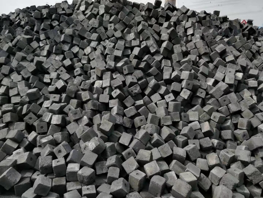 High Carbon Ash 10% Cubic Formed Coke In Steel Making Low Reactivity