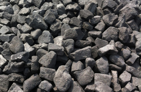 Low S High Grade Big Coke Solid Fuel Heat 31000 Kj/Kg 8% Ash 80-120mm