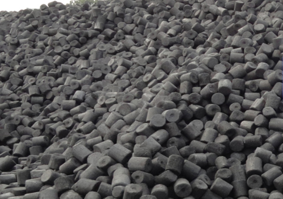 Foundry Industry Cylinder Formed Coke , Low S Coke Material Substitute Product